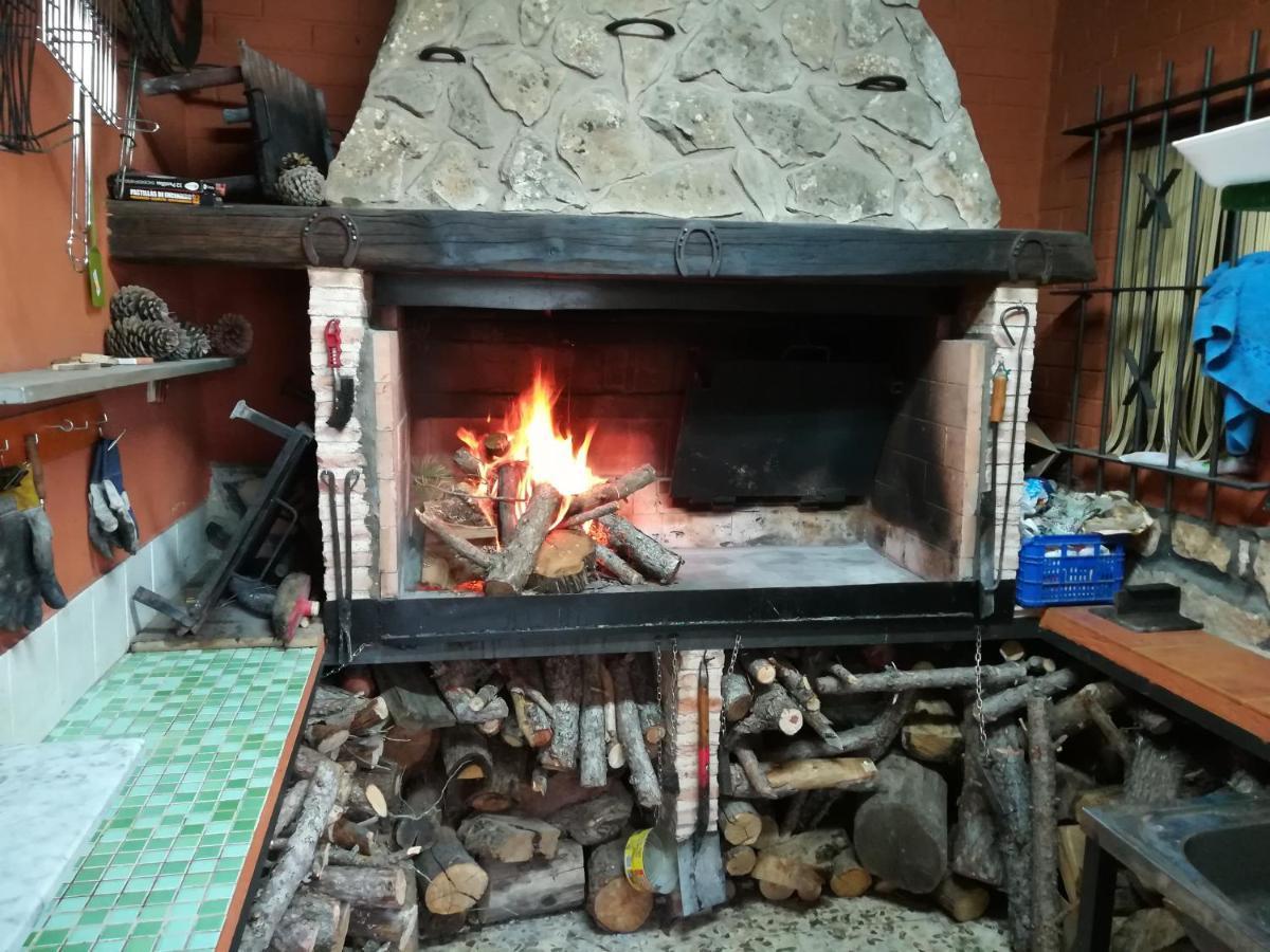 Fuente Del Gamellon ξενώνας Buenache de la Sierra Εξωτερικό φωτογραφία