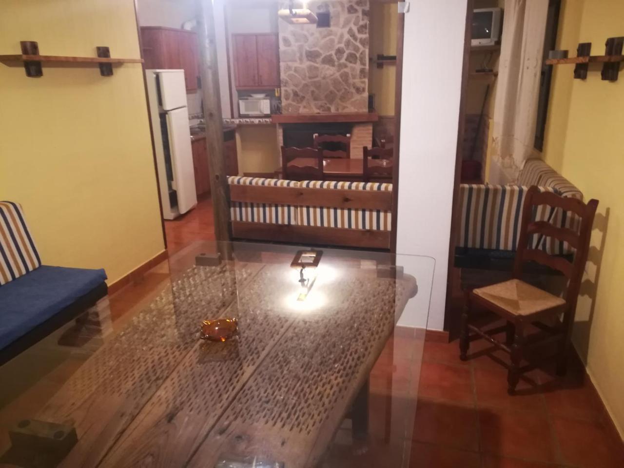Fuente Del Gamellon ξενώνας Buenache de la Sierra Εξωτερικό φωτογραφία